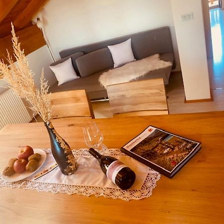 Engadiner Apartments & Wines 蒙塔尼亚 外观 照片
