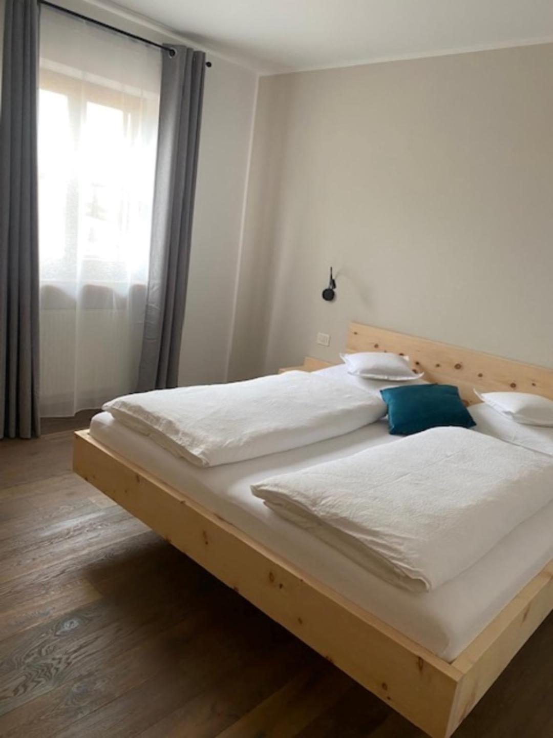 Engadiner Apartments & Wines 蒙塔尼亚 外观 照片