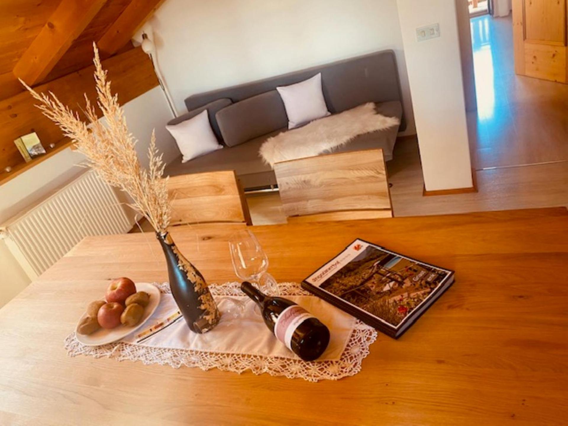 Engadiner Apartments & Wines 蒙塔尼亚 外观 照片