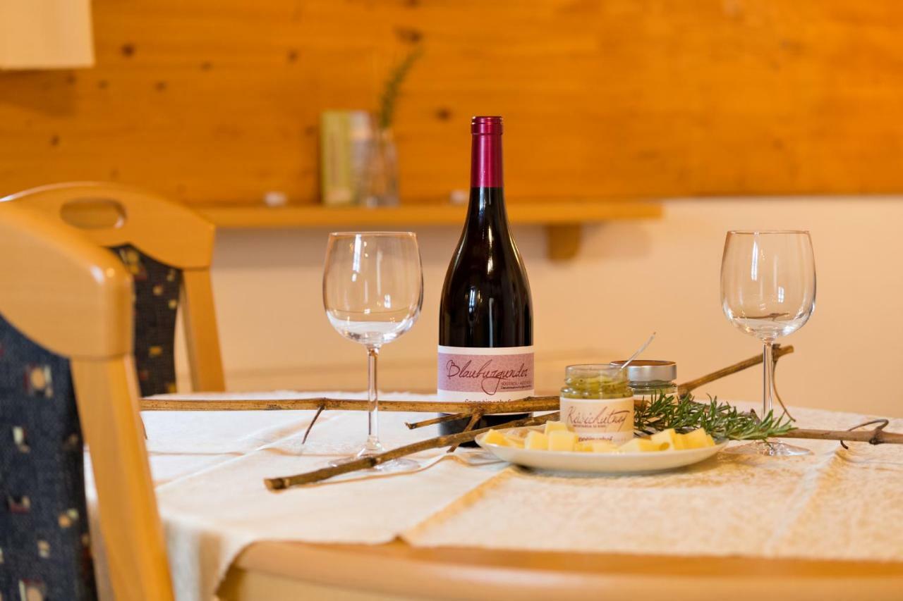 Engadiner Apartments & Wines 蒙塔尼亚 外观 照片
